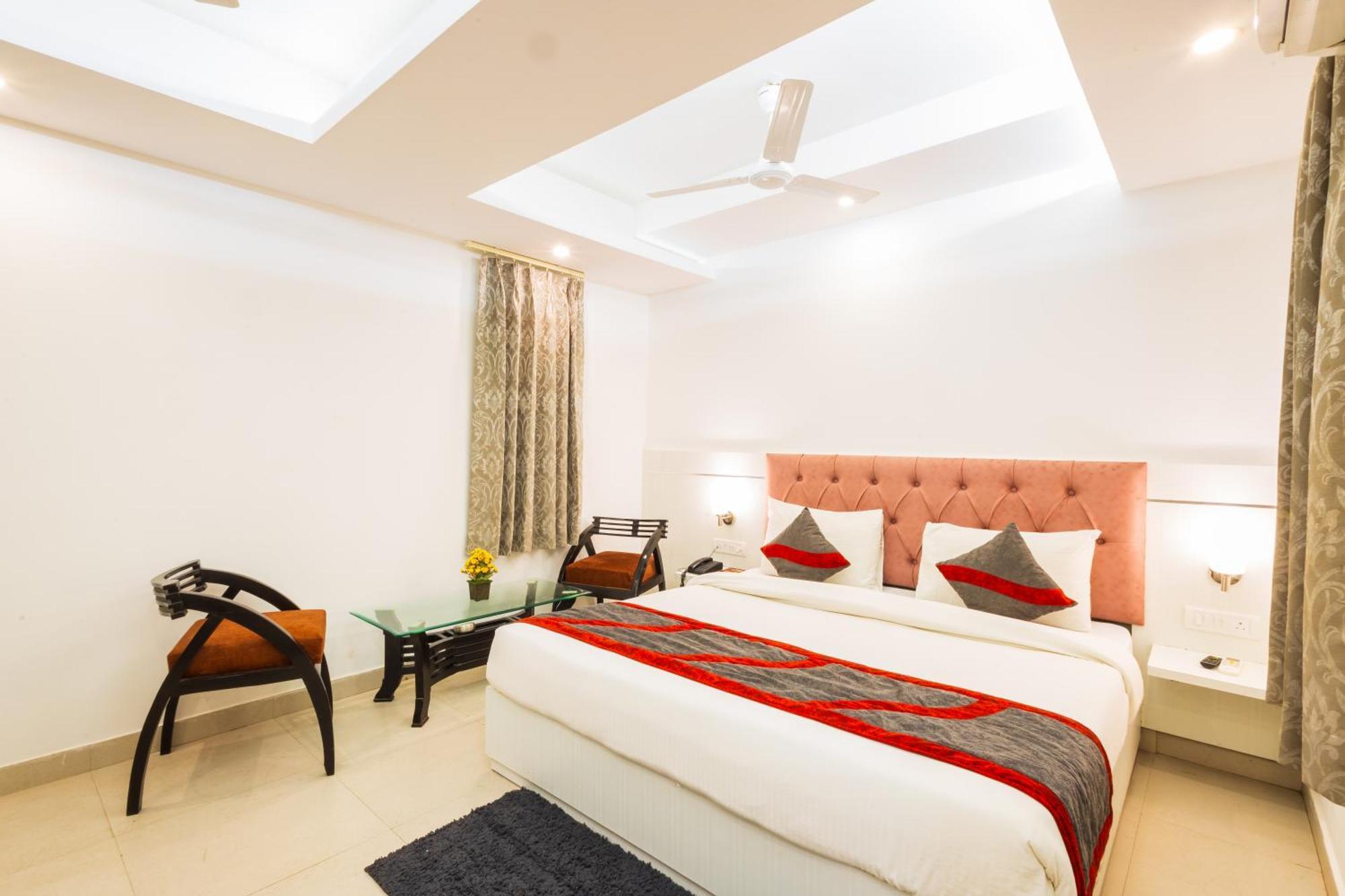 Hotel The Gold Inn - Karol Bagh Delhi Exterior photo