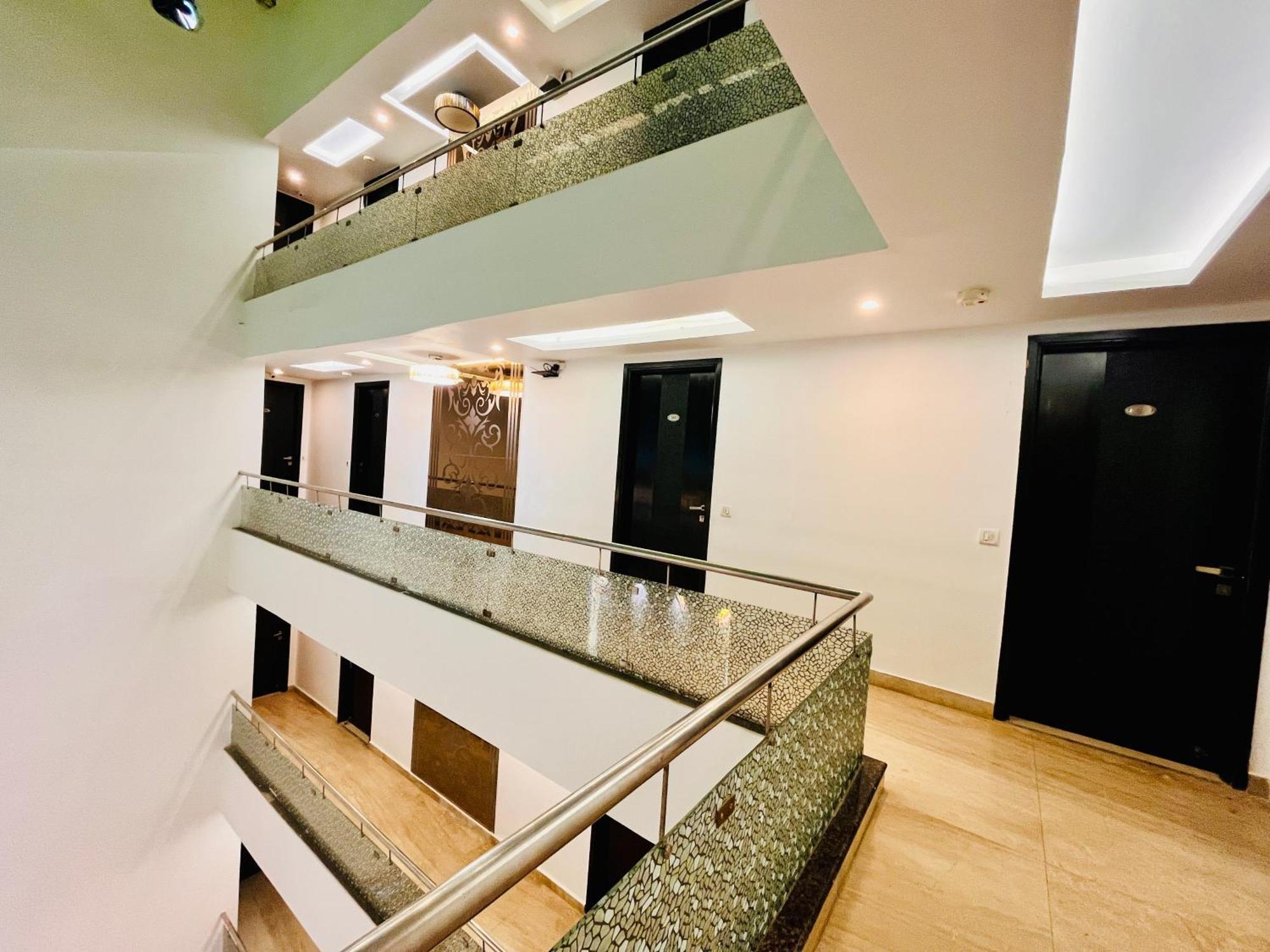 Hotel The Gold Inn - Karol Bagh Delhi Exterior photo